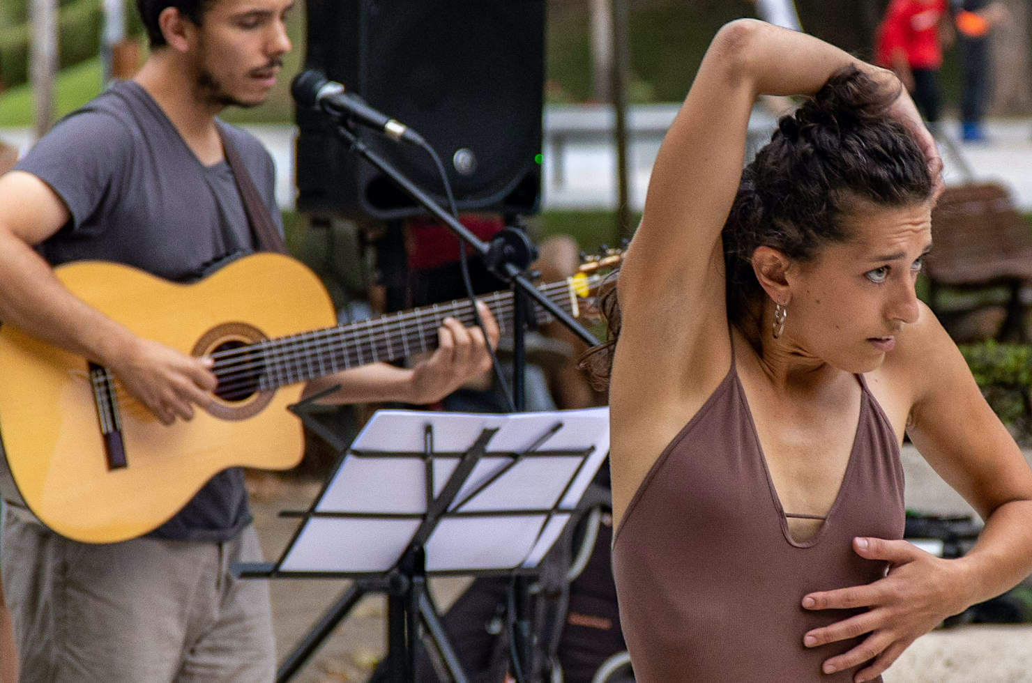 Serena Manserra y Nacho Prada presentan "Soledades" en el escenario Xtra! del Espacio Joven Sur de Valladolid